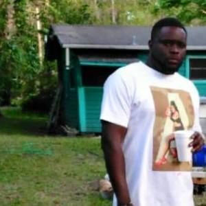Meet your Posher, Tyrone ty-stikgns